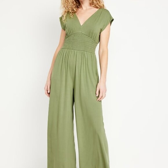 Old Navy Pants - Old Navy NWT Waist-Defined Shirred Jumpsuit Olive Green | Size XS